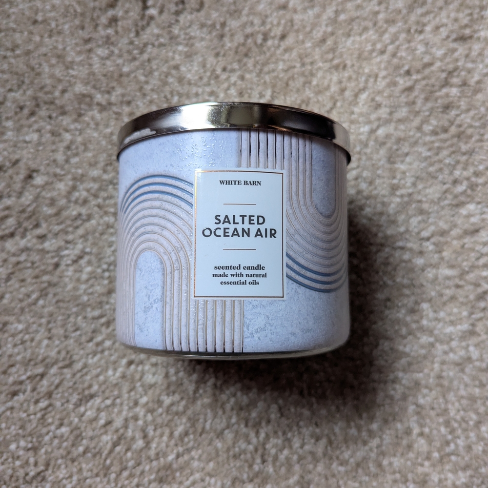 White Barn Salted Ocean Air Scented Candle - Blue